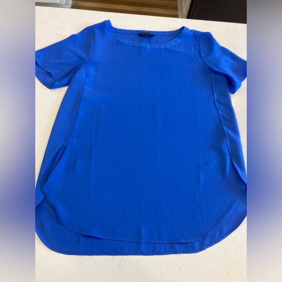❤️ Banana republic Cobalt Blue Boat Neck Round Hem Lightweight Career Blouse S - Picture 1 of 7